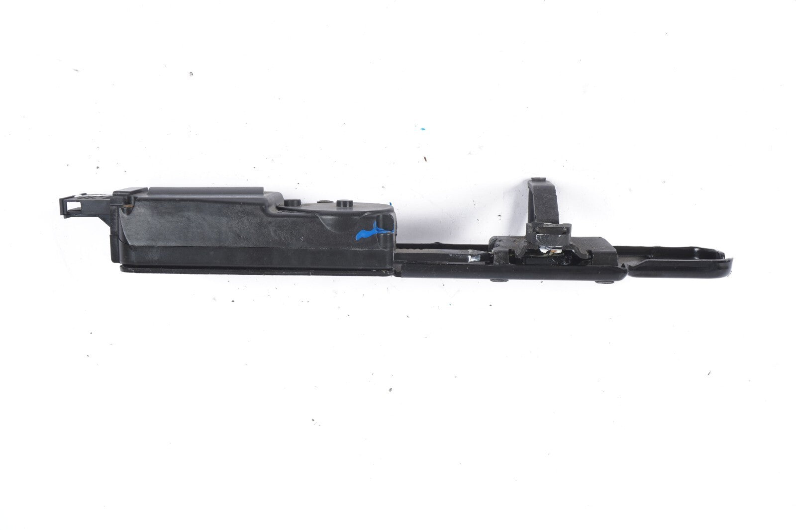 12-17 AUDI A8L A8 Trunk Latch Striker Plate Motor 4H0827383A OEM