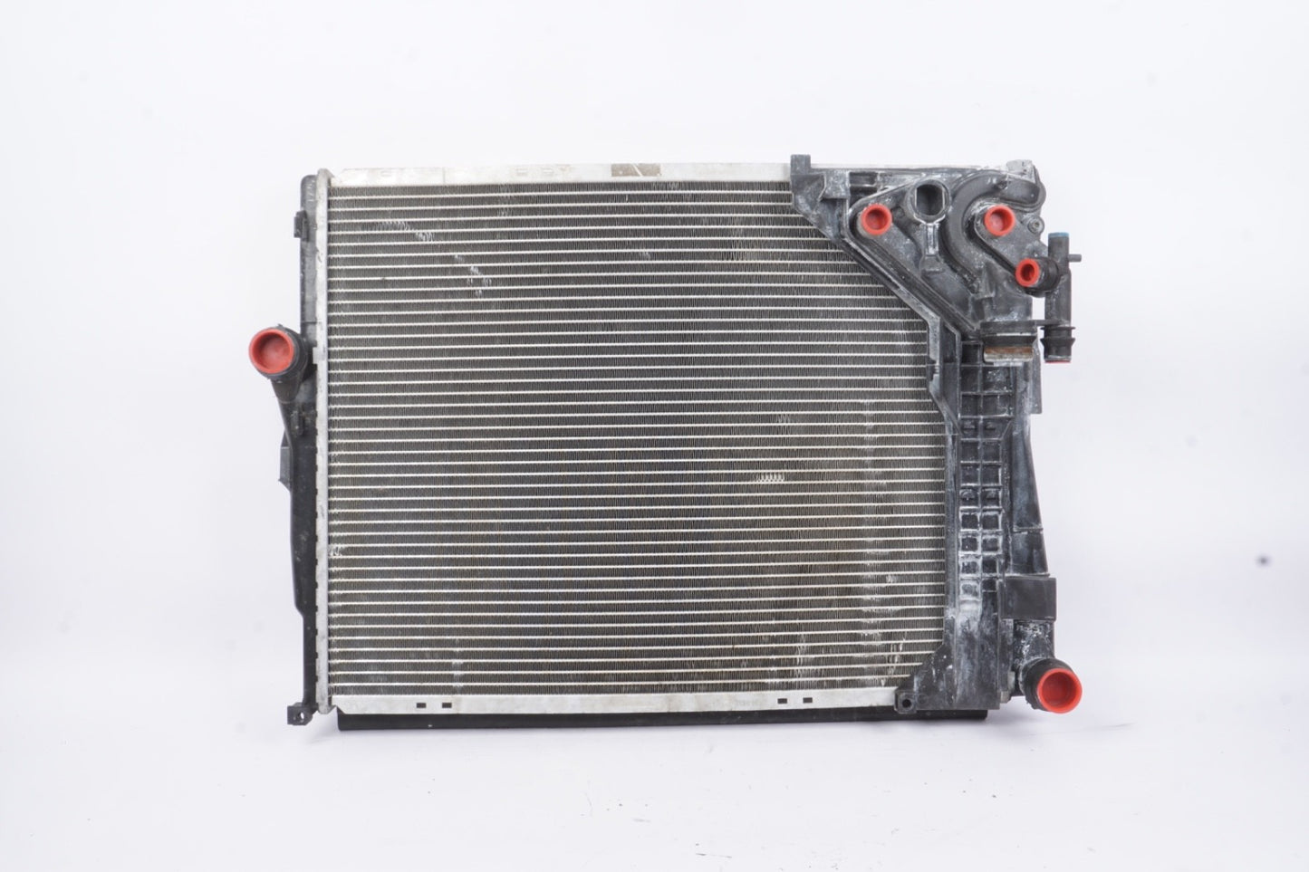 2011-2018 Porsche Cayenne 3.6 ENGINE COOLING RADIATOR