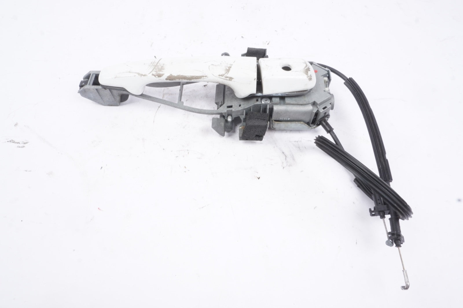 06-13 Volvo C70 Front LEFT  DRIVER Side Exterior Door Handle Trim White Oem