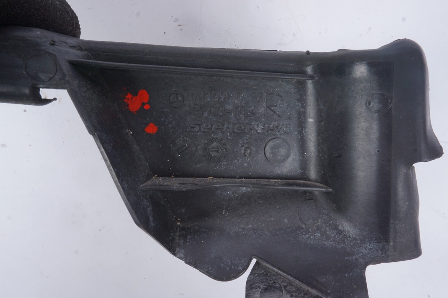 06-11 mercedes w164 ml350 front right left radiator support line air baffle pair