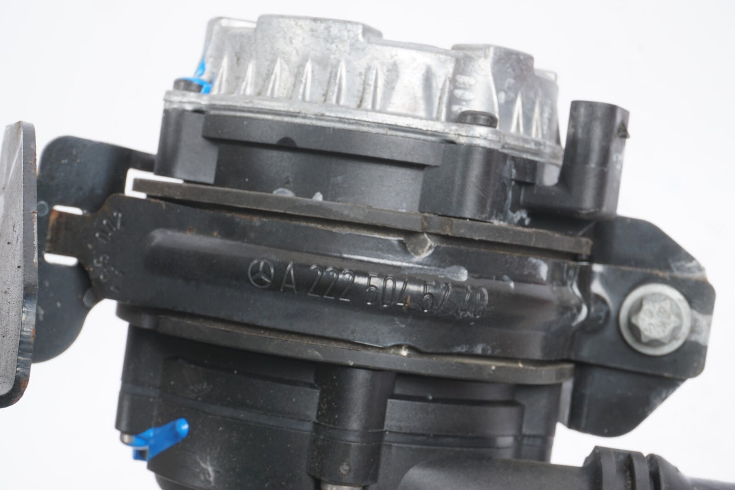 14-20 Mercedes S550 W222 Engine Electric Water Coolant Pump A0005002686 OEM
