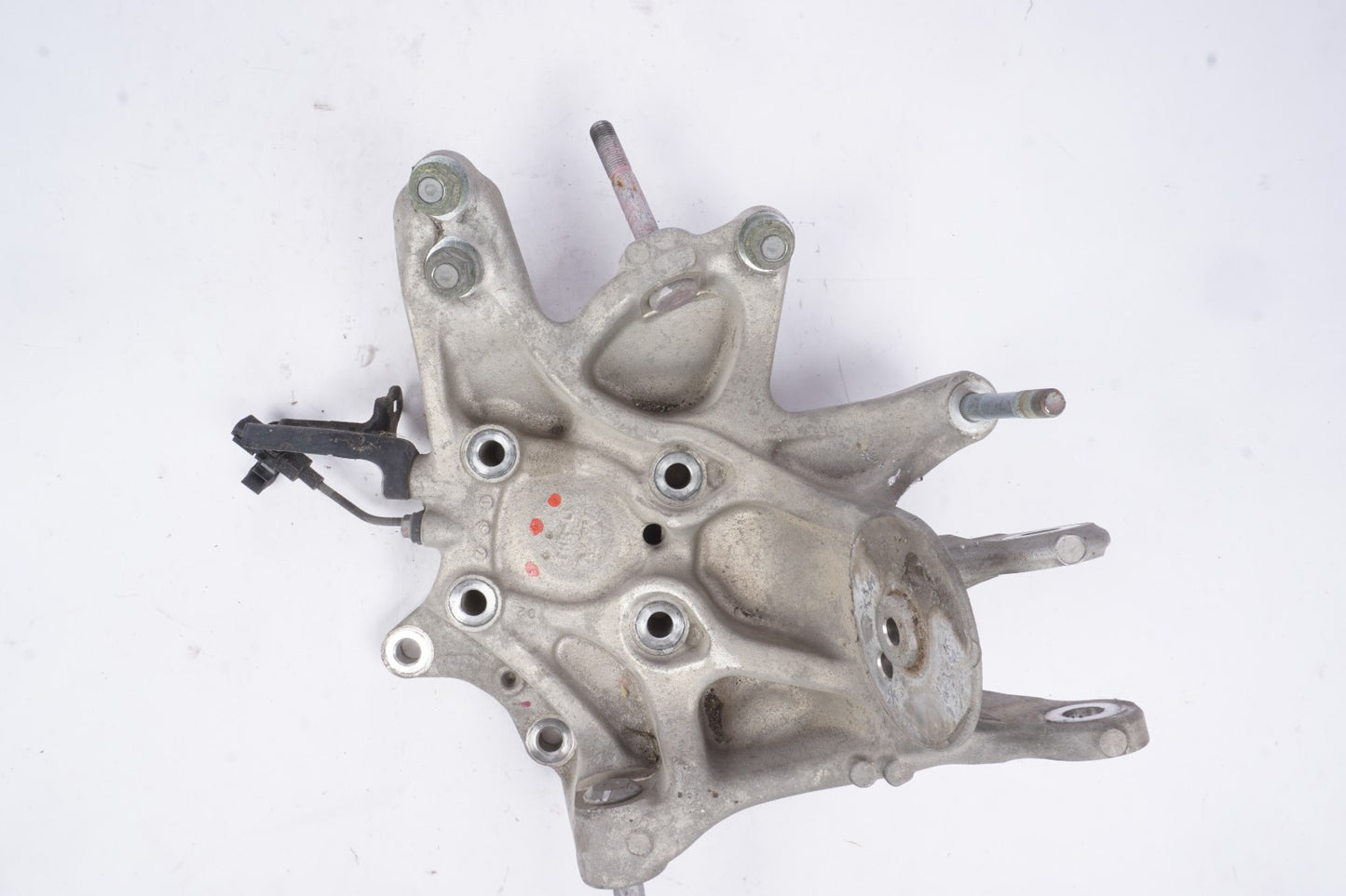 2018 - 2025 Honda Odyssey 3.5L Left Rear Knuckle OEM