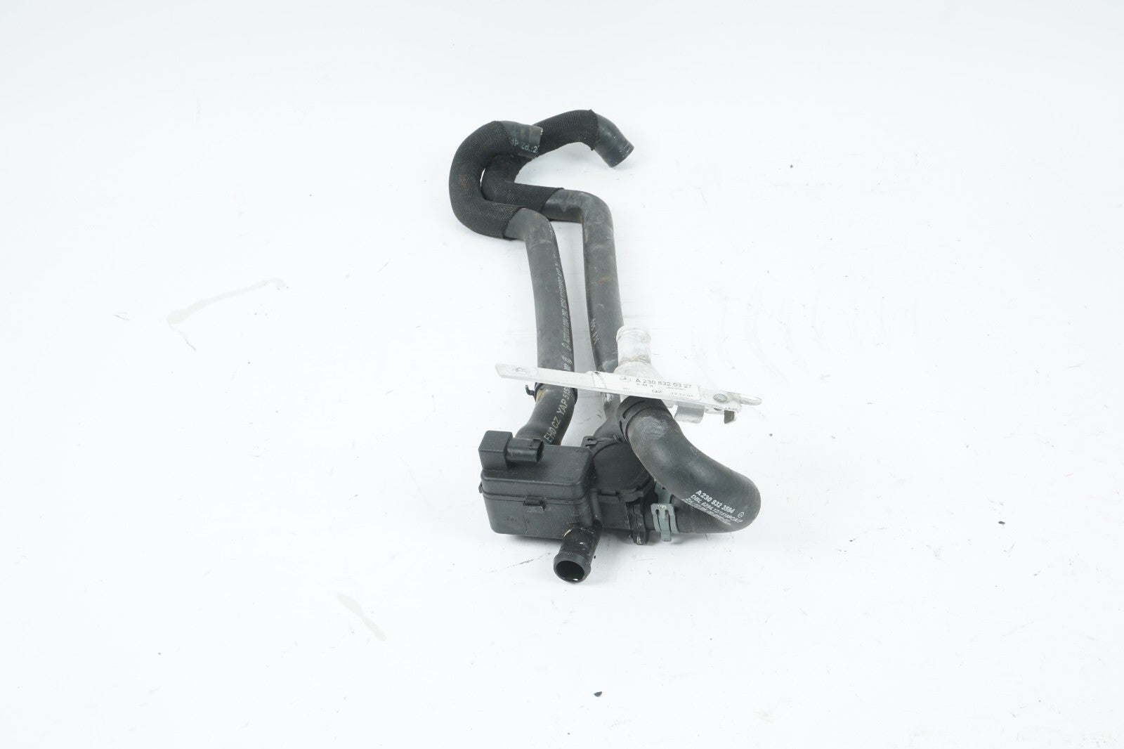 03 - 06 Mercedes R230 SL500 Heater Core Coolant Hoses Lines  OEM