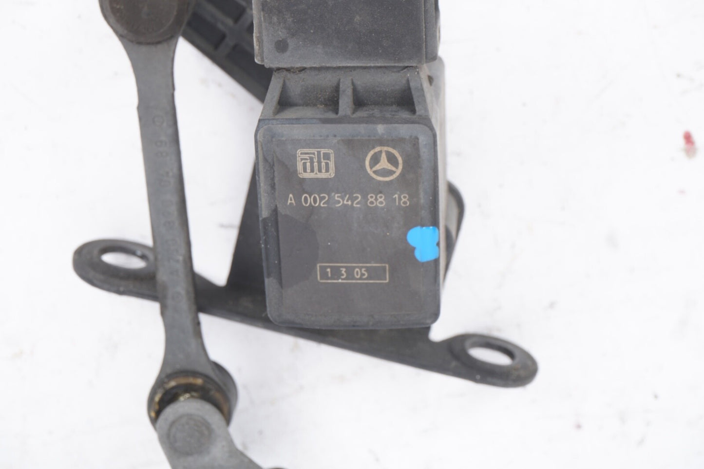 03-12 Mercedes R230 SL500 SLK350 SL55 AMG Suspension Level Sensor 0025428818 OEM