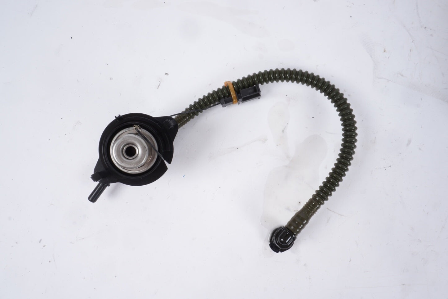2011 - 2015  Audi A8 3.0L Fuel Pump OEM 4H0201317H 4H0201511