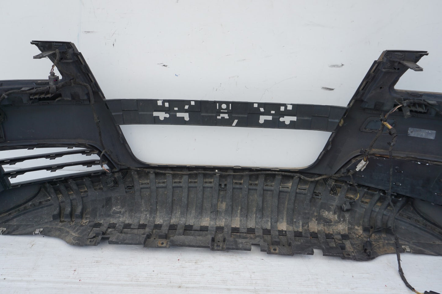 2011 - 2014 AUDI A8L A8 FRONT BUMPER COVER OEM
