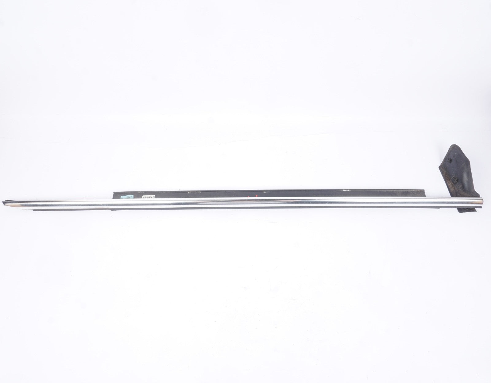 2011-2018 AUDI A8L QUATTRO FRONT PASSENGER SIDE DOOR WINDOW BELT MOLDING OEM