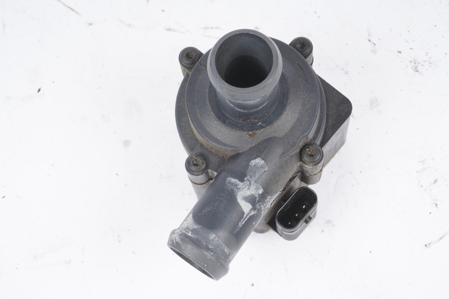 2012 - 2015 AUDI A6 A8 3.0L LEFT AUXILIARY ELECTRIC COOLANT PUMP 059121012 OEM