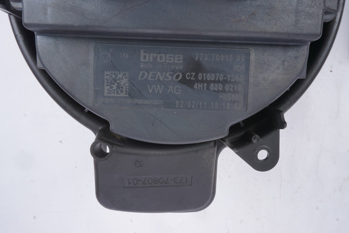 2011 - 2018 AUDI A8 QUATTRO HVAC A/C FRONT BLOWER MOTOR OEM 4H1820021