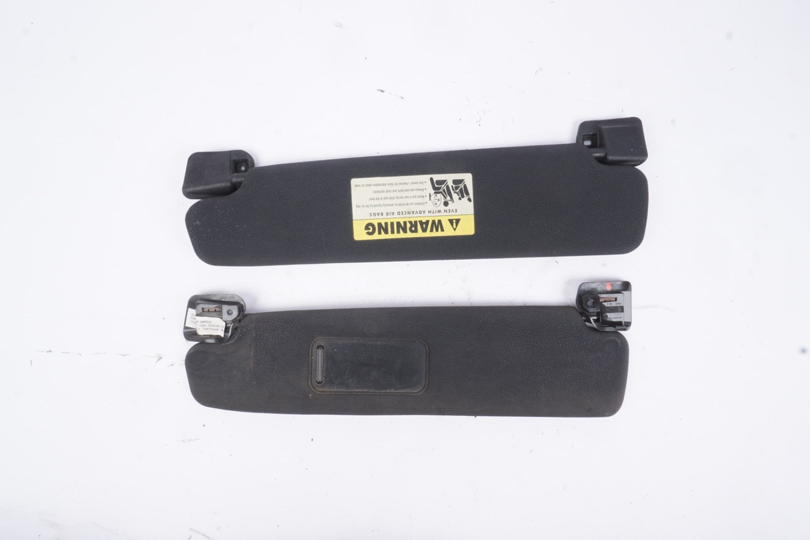 03-08 BMW E85 Z4 CONVERTIBLE SET OF 2 FRONT LEFT & RIGHT SUN VISOR OEM