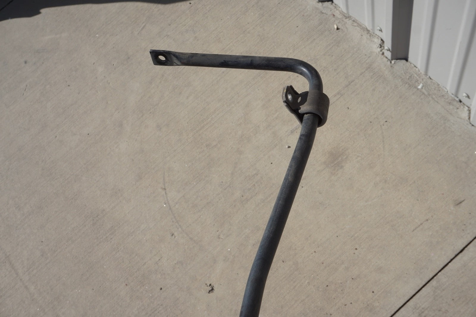 2015 - 2022 Jeep Renegade FWD Rear Suspension Stabilizer Anti Roll Sway Bar OEM