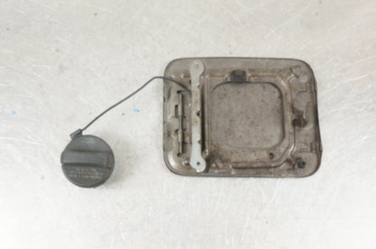 2011 - 2017 Nissan Quest FUEL GAS DOOR LID