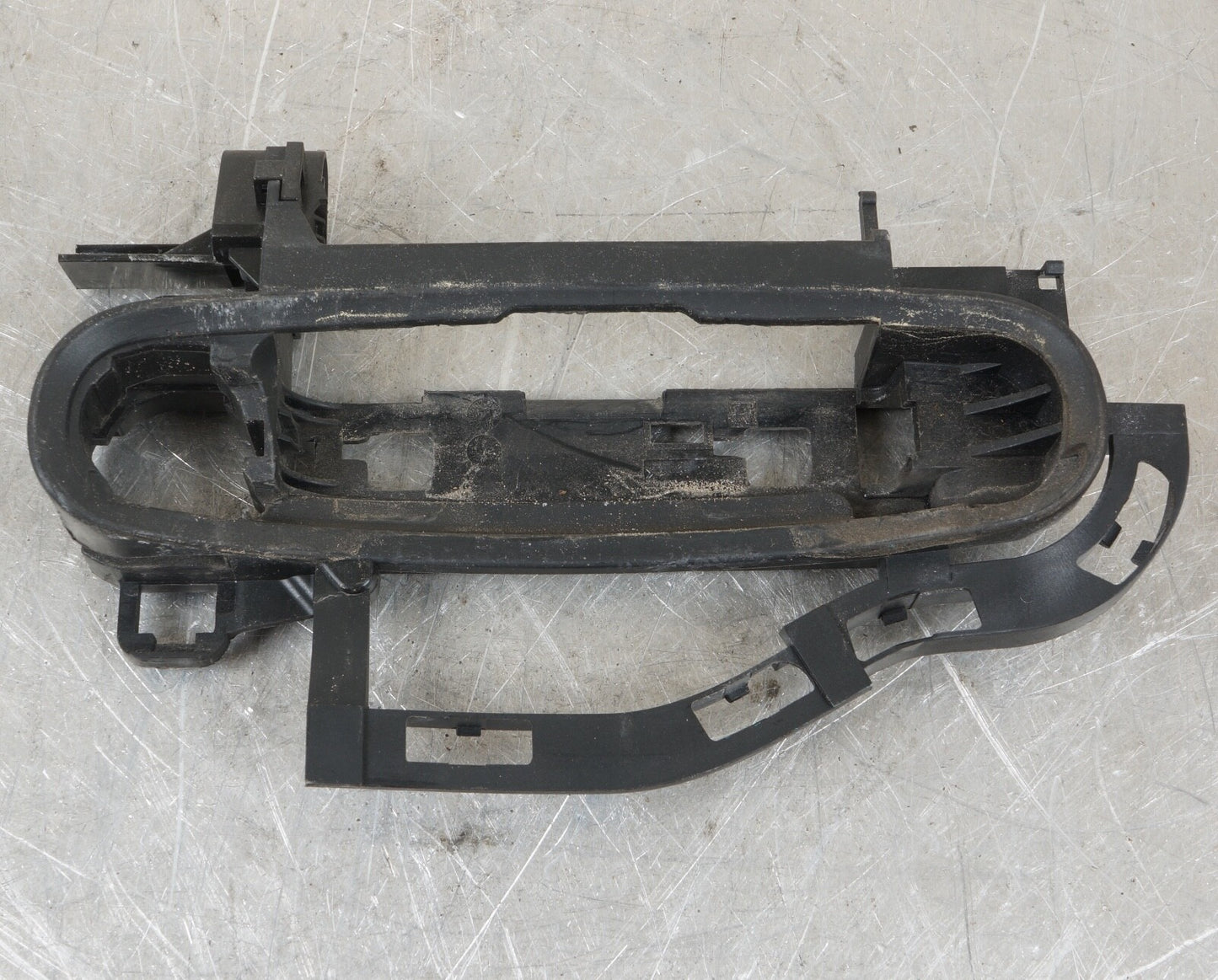 2005-2011 Audi A6 Quattro Front Right Passenger Side Door Handle Bracket
