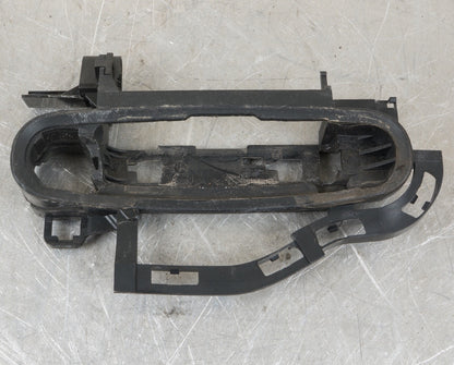 2005-2011 Audi A6 Quattro Front Right Passenger Side Door Handle Bracket