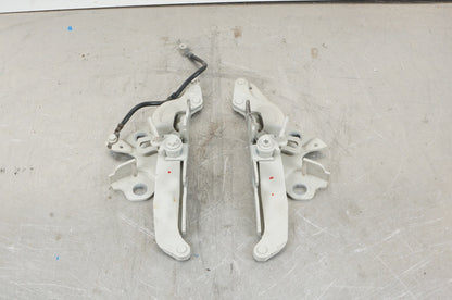2011 BMW 328xi COUPE E92 - HOOD HINGES PAIR	7289997 / 7289998