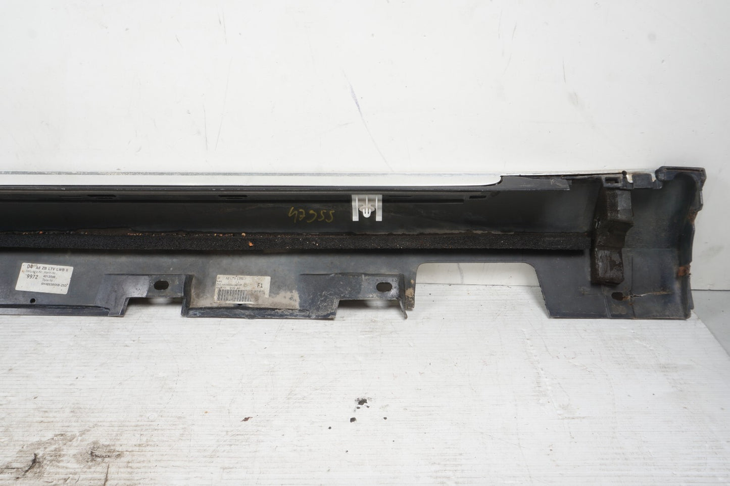 2011 - 2014 Audi A8L LONG Left Driver Side Rocker Panel Skirt Molding OEM