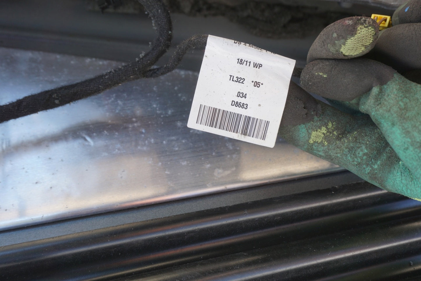 07 - 13 MERCEDES-BENZ S550 W221 REAR LEFT DRIVER SIDE DOOR SHELL OEM