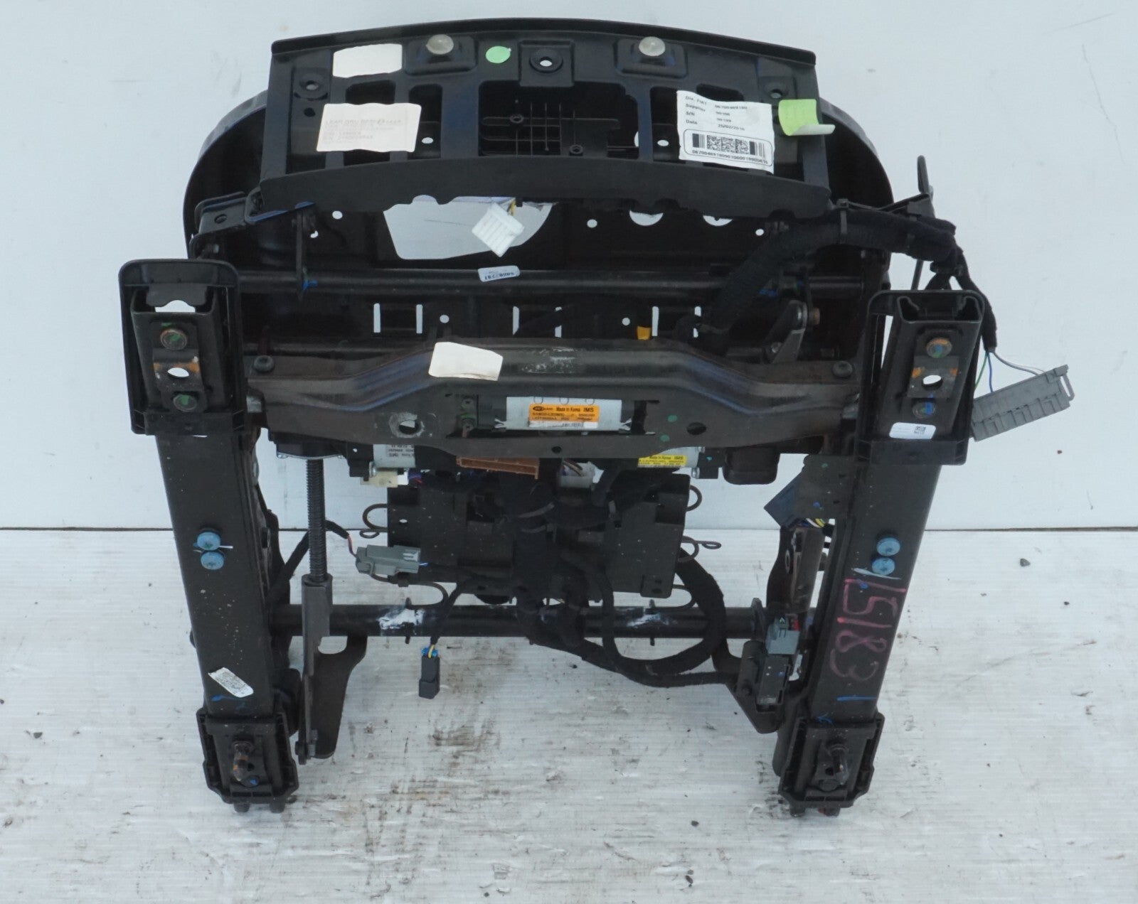 14-17 MASERATI QUATTROPORTE FRONT LEFT DRIVER SEAT TRACK RAIL FRAME OEM