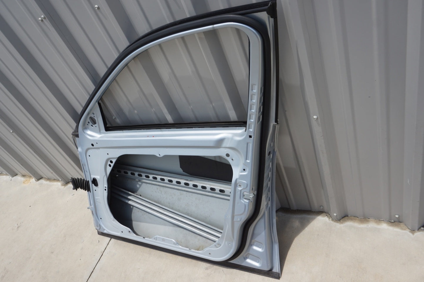 2010-16 Mercedes W212 E350 E550 E63 Front Door Shell Silver Right Passenger Side