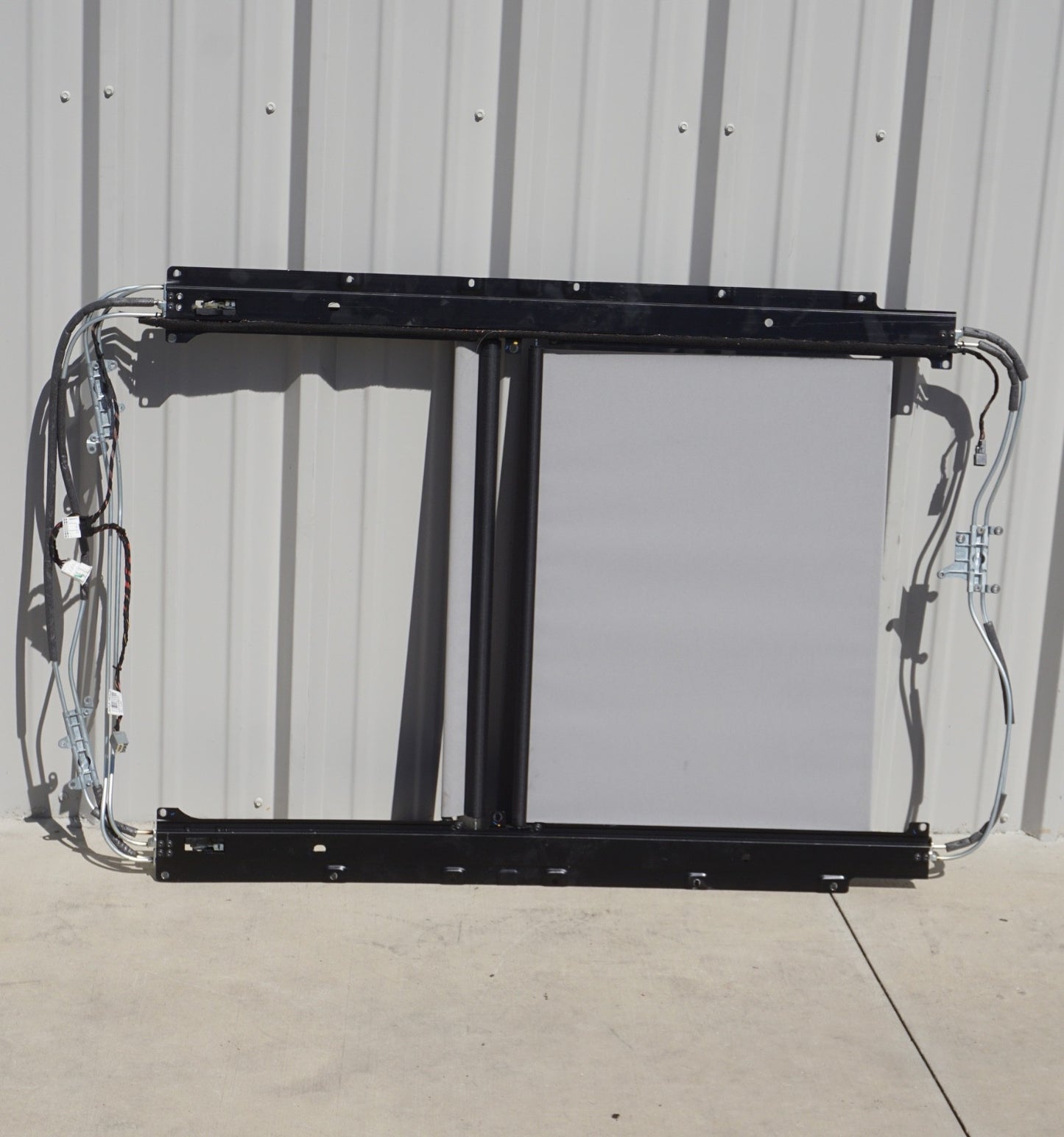 10-13 Mercedes W221 S550 S400 S350 Panoramic Sunroof Guide Rail Frame Track OEM