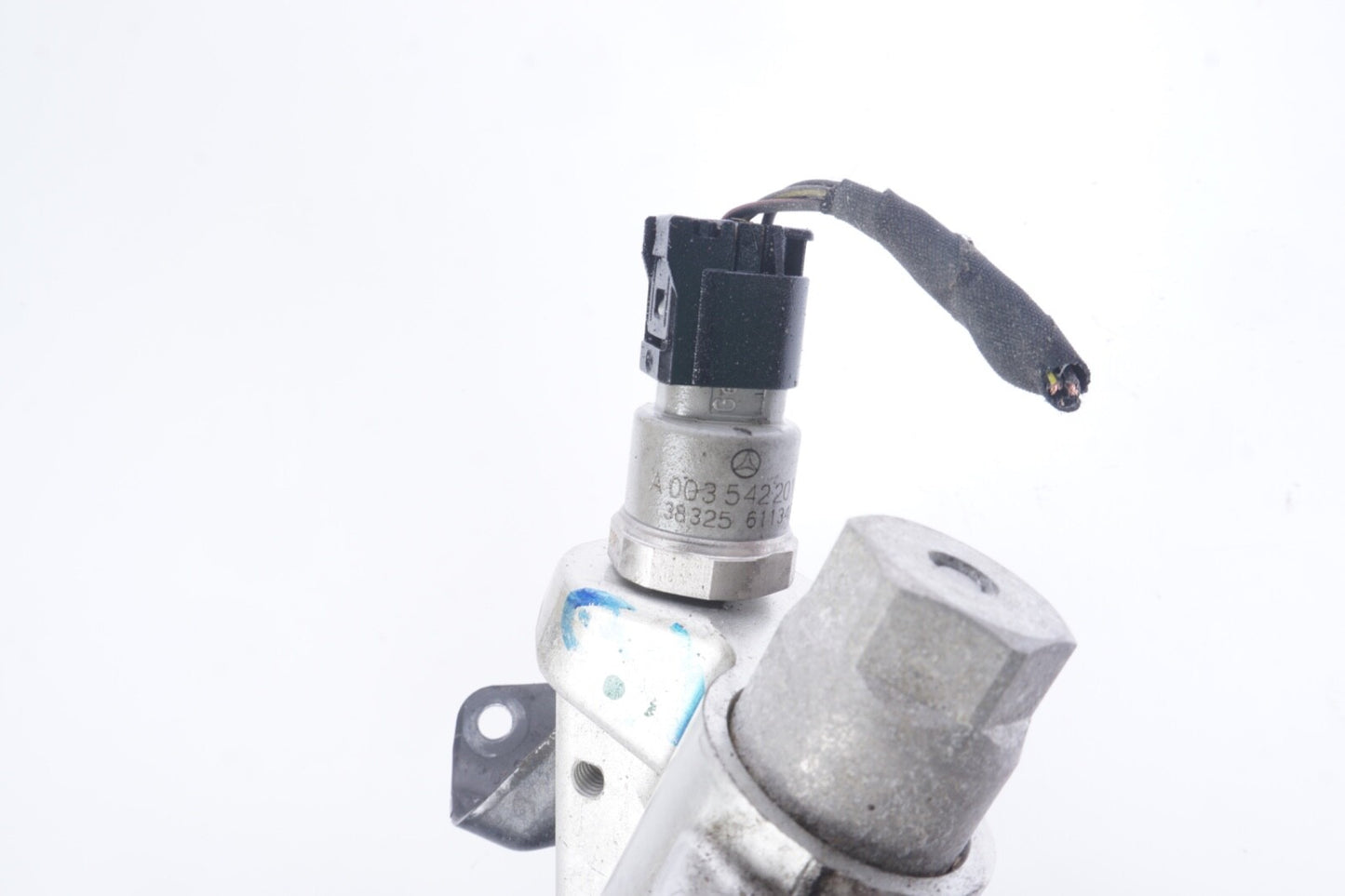 Mercedes R230 SL500 CL500 Pressure Relief Valve ABC Hydraulic Suspension OEM