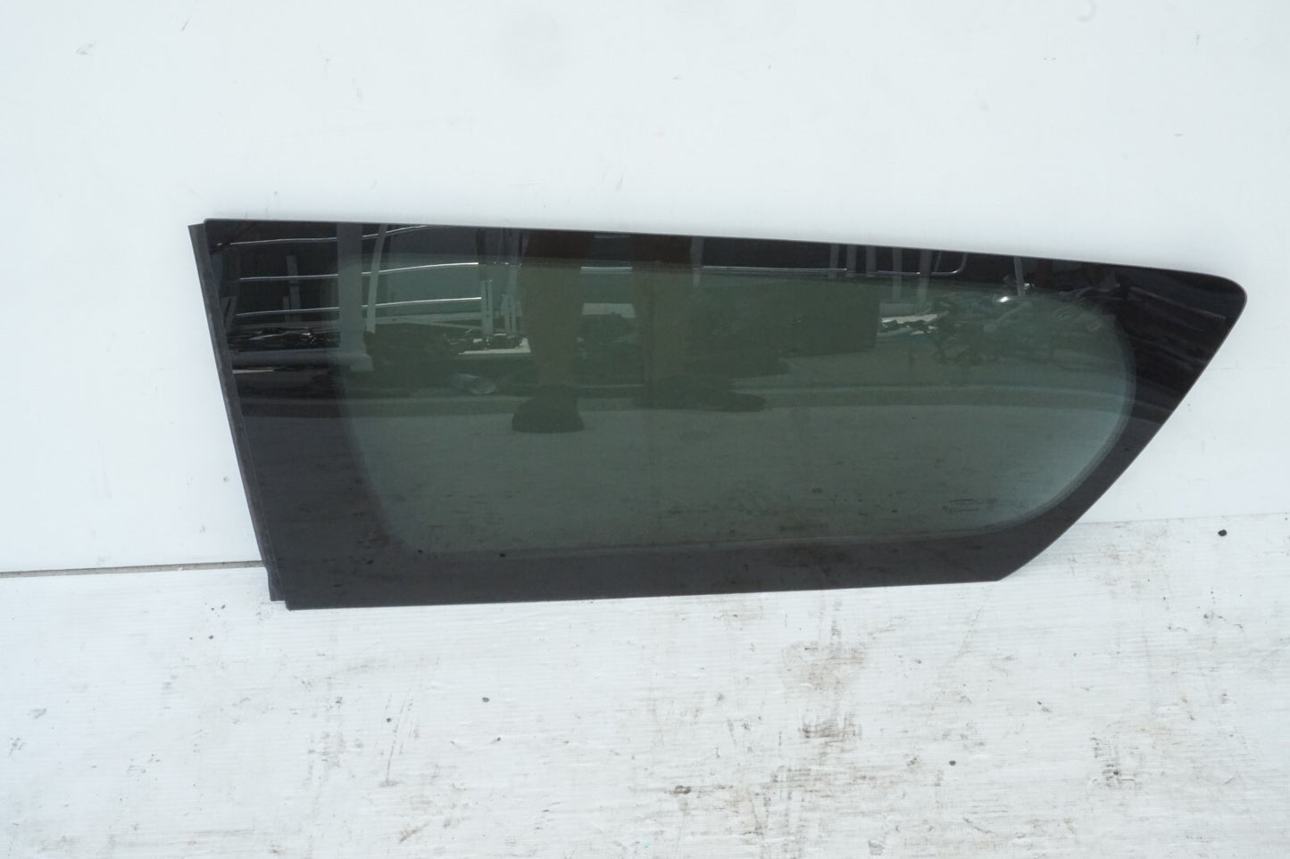 17-20 CHRYSLER PACIFICA REAR QUARTER GLASS WINDOW DRIVER SIDE LEFT  OEM