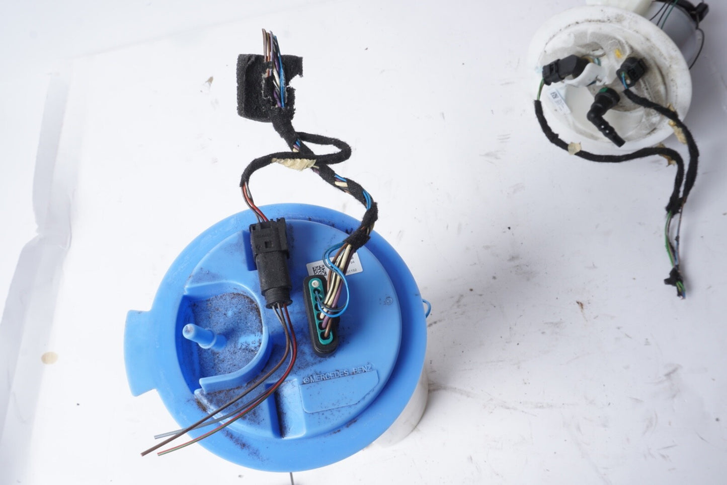 12-14 Mercedes W212 E350 C250 Fuel Gas Pump Level Sensor Sending Unit Assembly