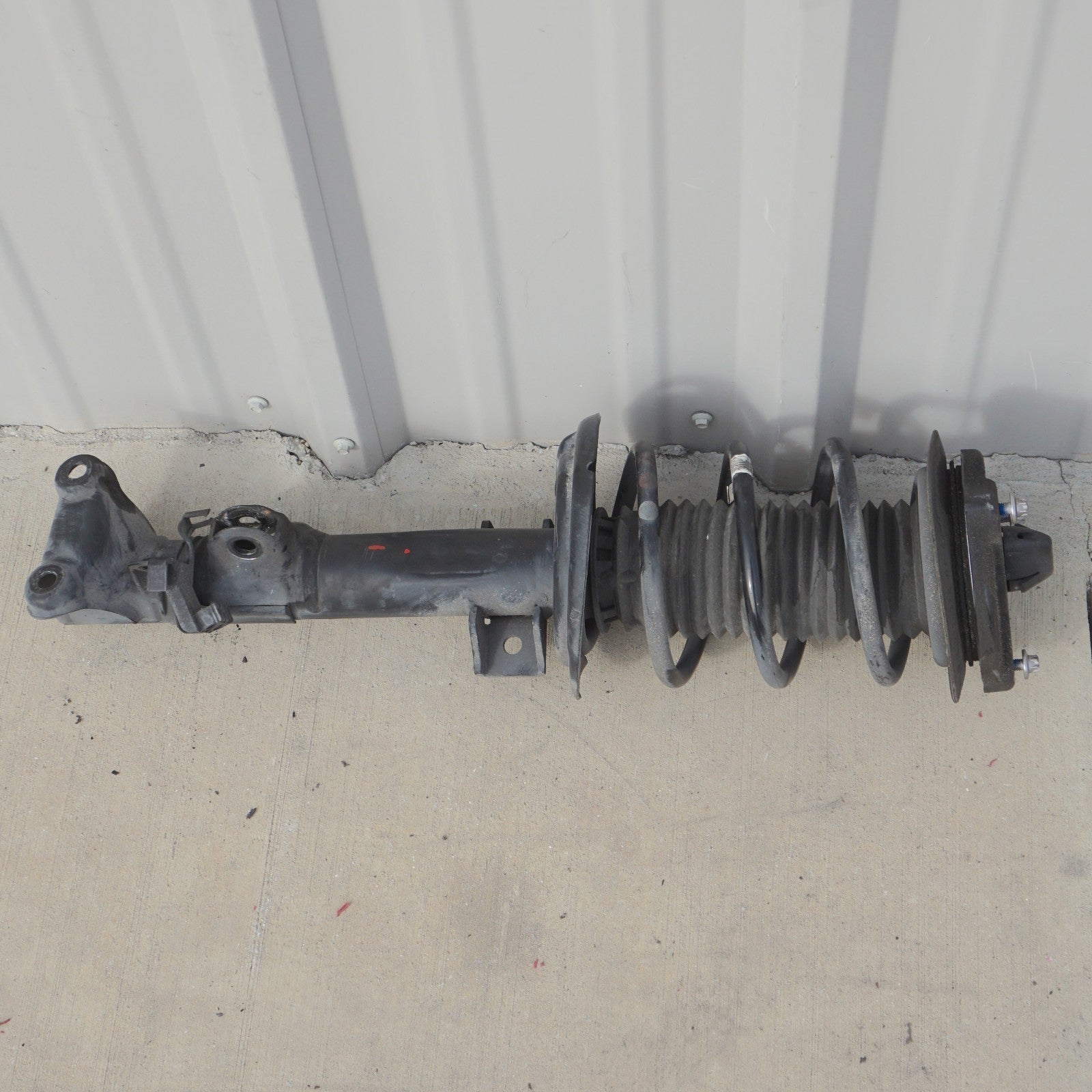 10-17 Mercedes W207 E350 E550 Coupe Front Right Shock Strut Absorber OEM