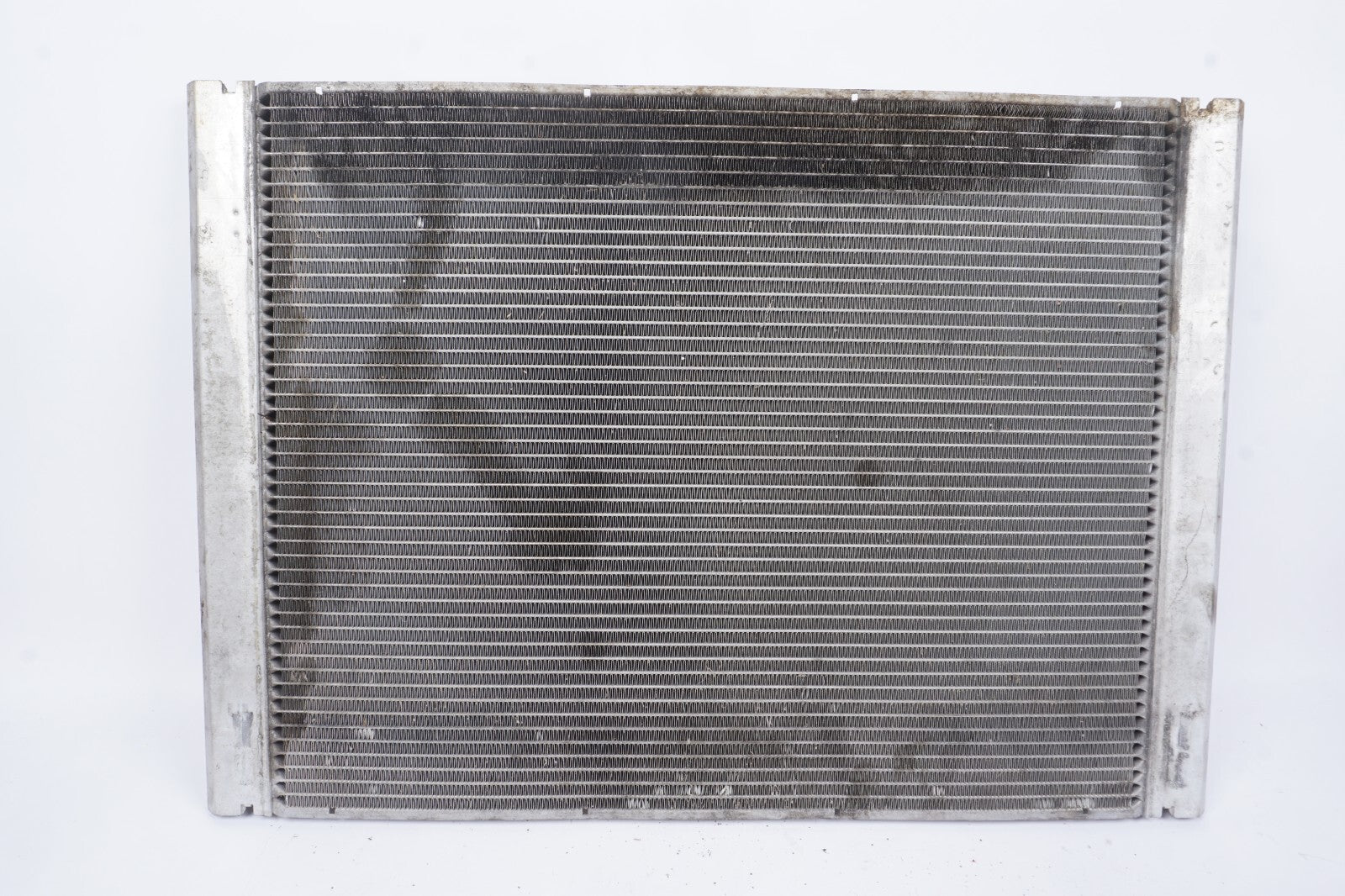 2006 - 2010  BMW 650i E63 E64 Radiator Mount Plate 7534907 OEM