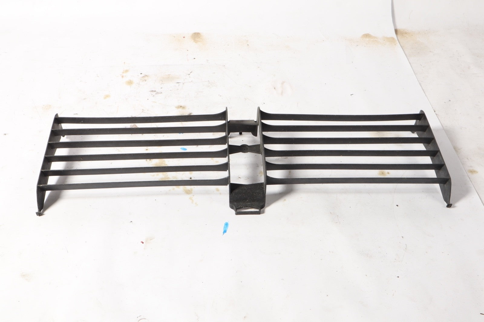 09-12 BMW 750I 750Li F10 Front Bumper Cover Center Grille 66663482 Oem