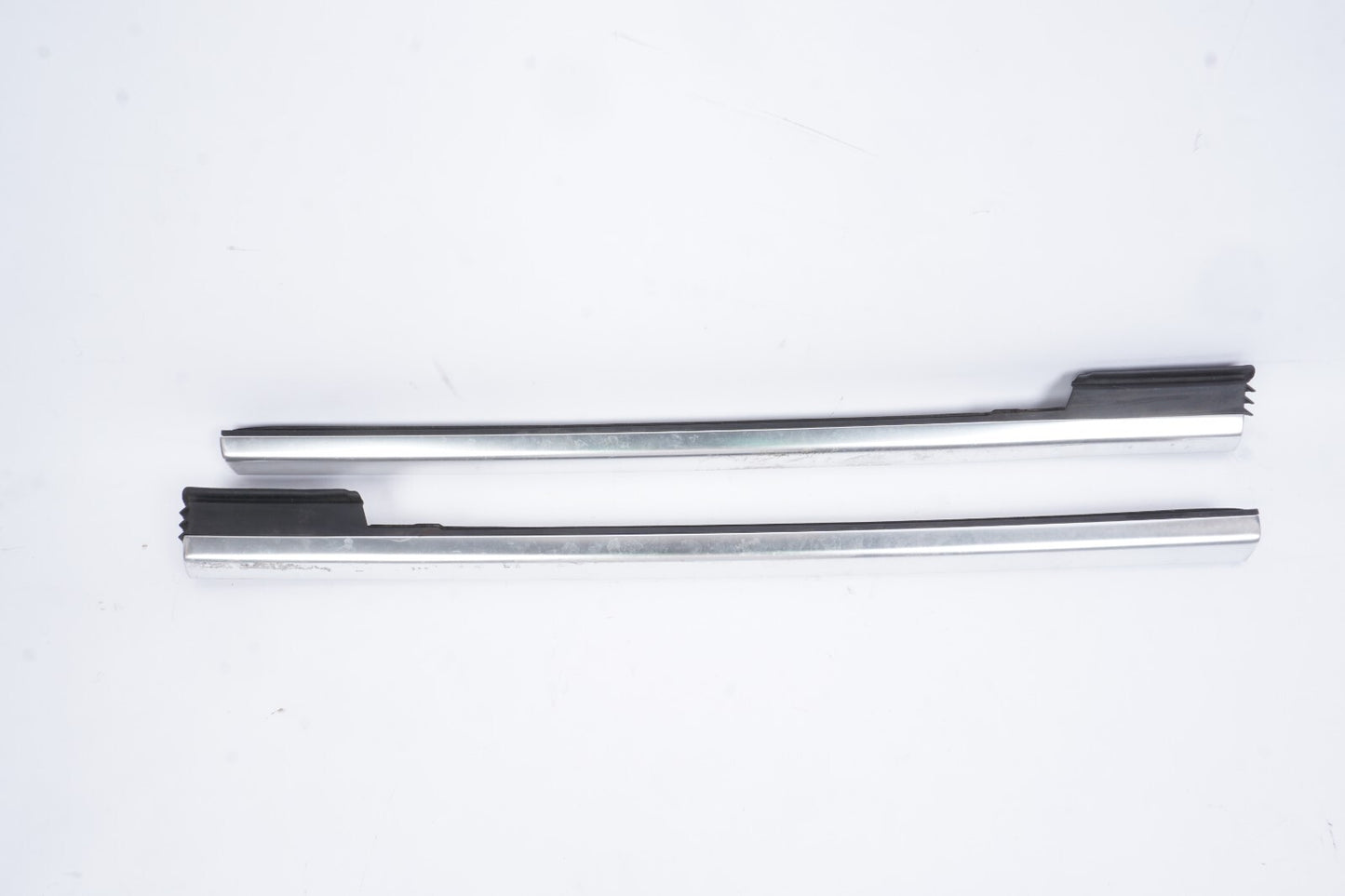 21-23 BMW 430I M440I Convertible G23 Rear Quarter Window Belt Molding LH&RH OEM