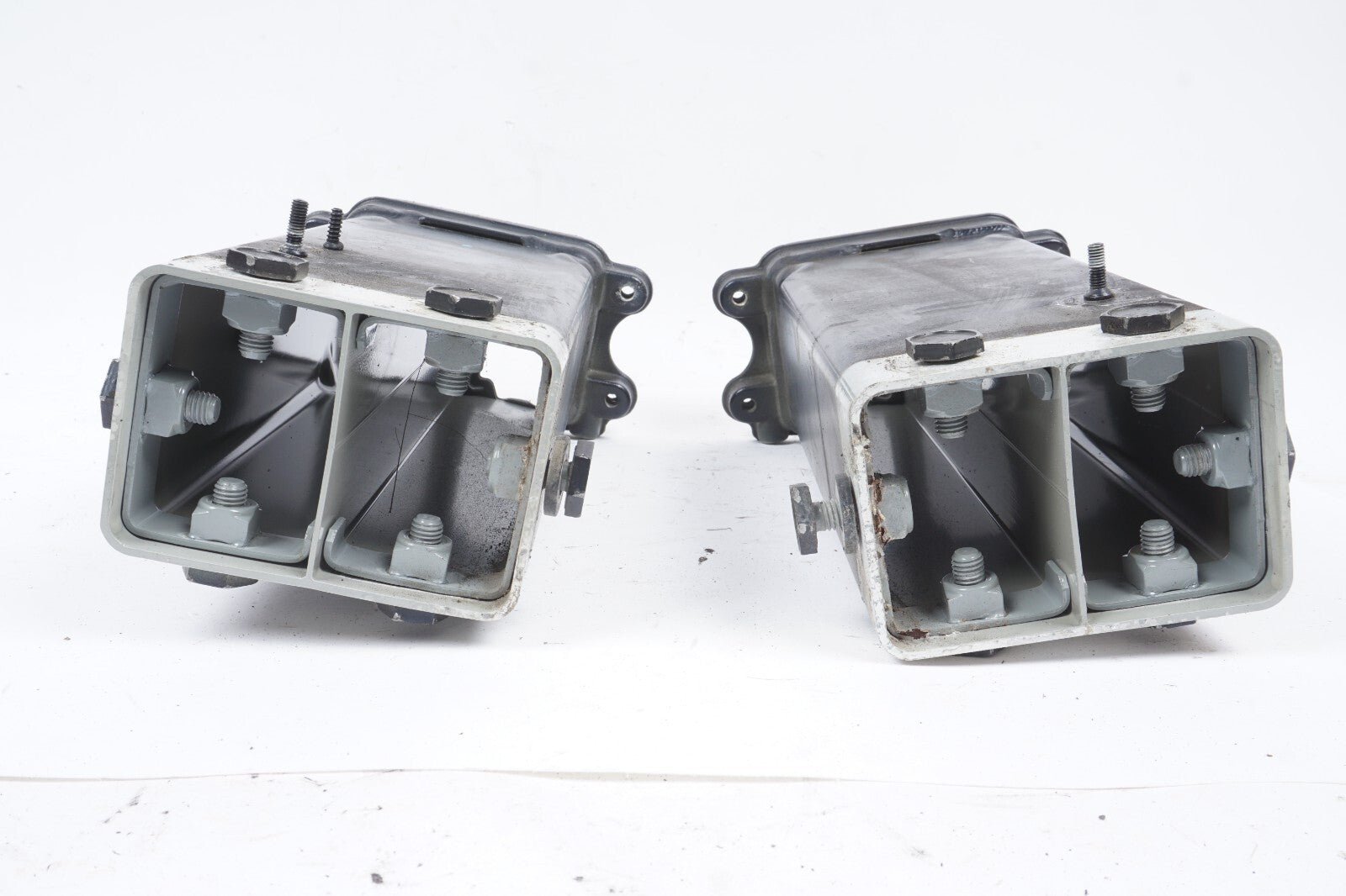 2011-2018 Audi A8L A8 Front Left & Right Frame Rail Support Bracket SET OEM