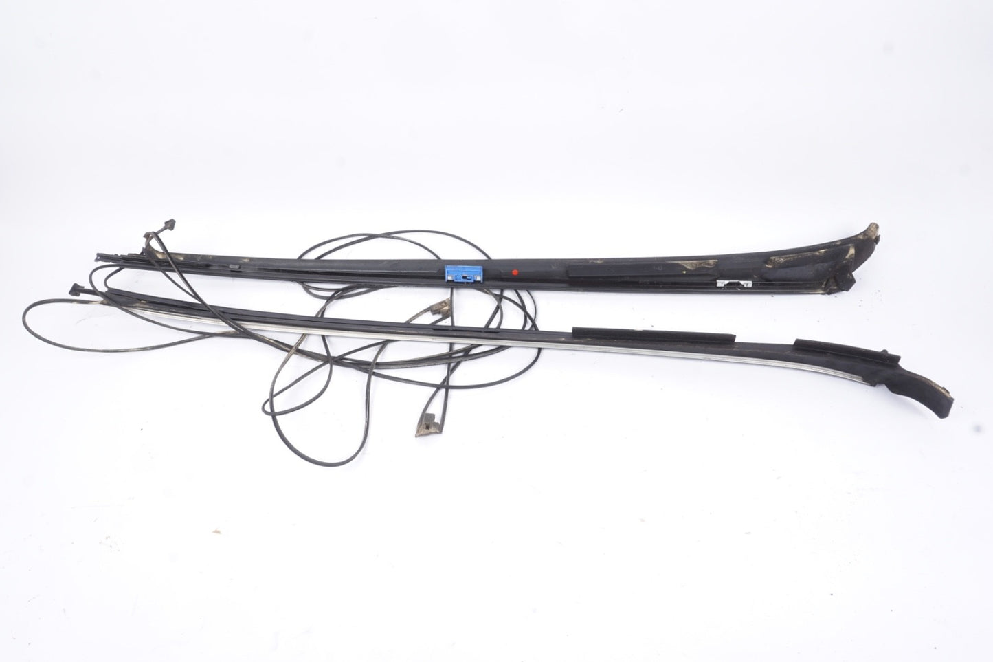 07-13 MERCEDES-BENZ W221 S550 FRONT LEFT RIGHT SIDE WINDSHIELD A PILLAR MOLDING