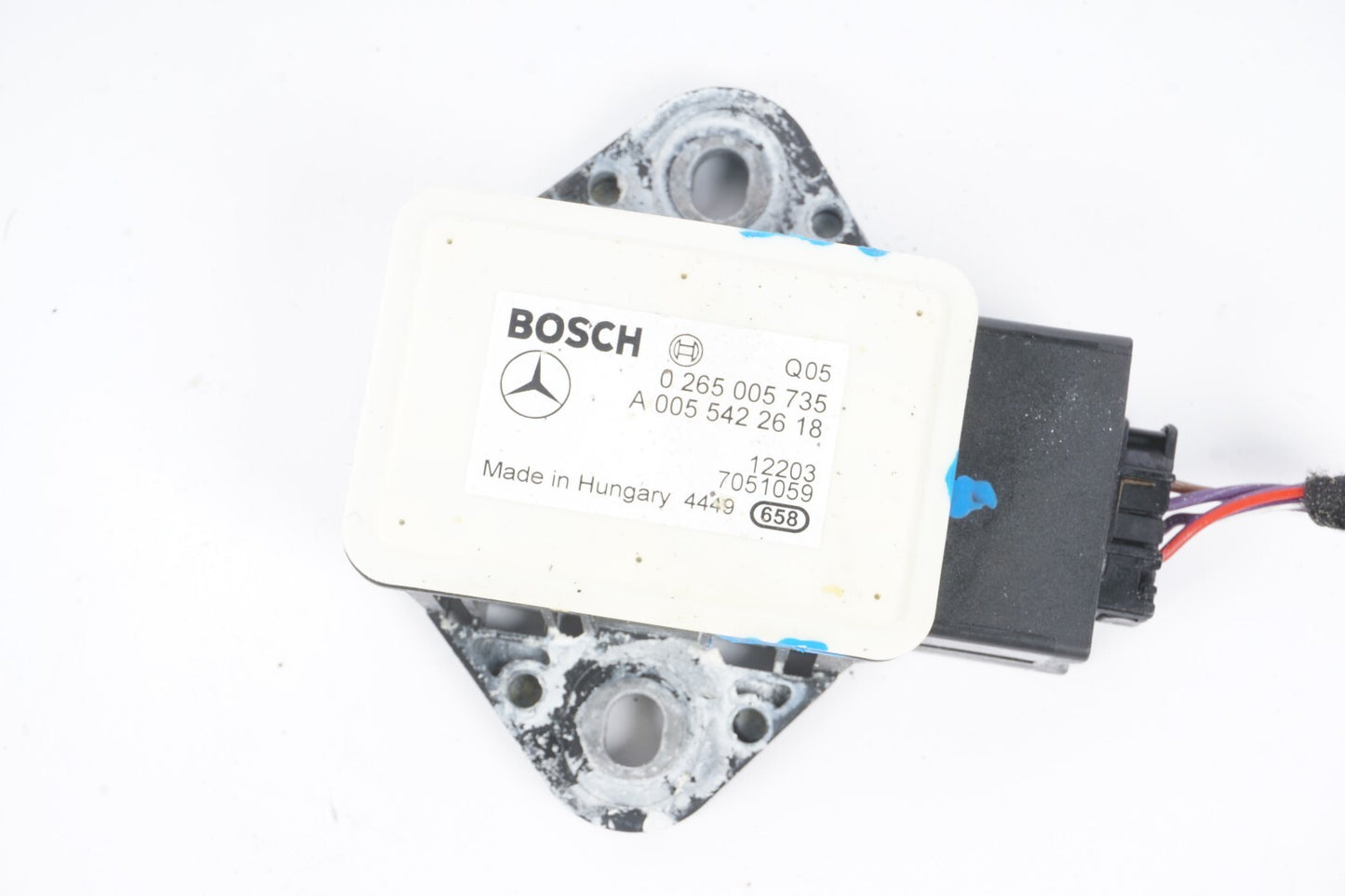 10-13 Mercedes W207 E350 E550 Yaw Rate Sensor  OEM