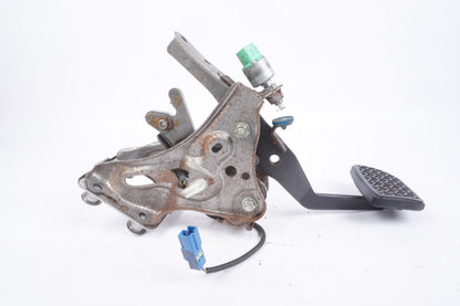 2018 - 2020 HONDA ODYSSEY BRAKE FOOT STOP PEDAL W/ SENSOR & MOUNT BRACKET OEM