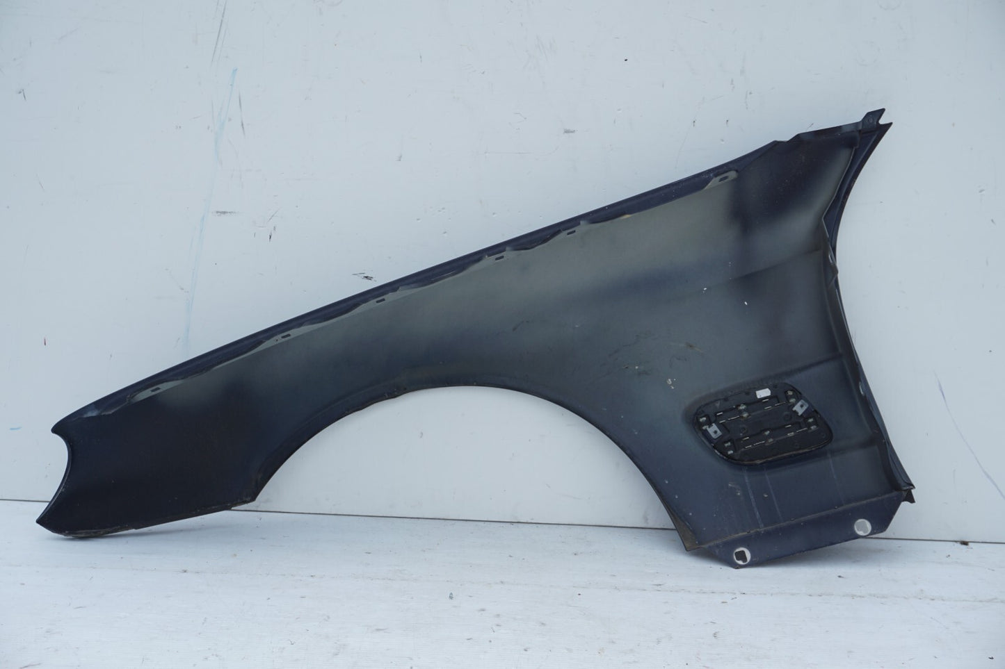 03-08 Mercedes R230 SL500 SL550  Front Fender Right Passenger Side OEM