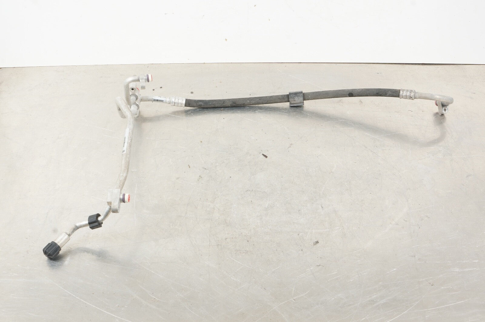 09 10 BMW MINI COOPER CLUBMAN 1.6L Air Conditioner Hose OEM 9224859-01