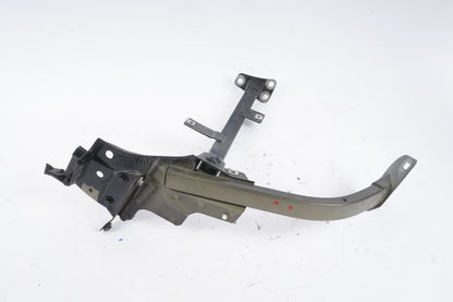 11-17 AUDI A8L A8 FRONT RIGHT PASSENGER SIDE FENDER MOUNT SUPPORT BRACKET OEM