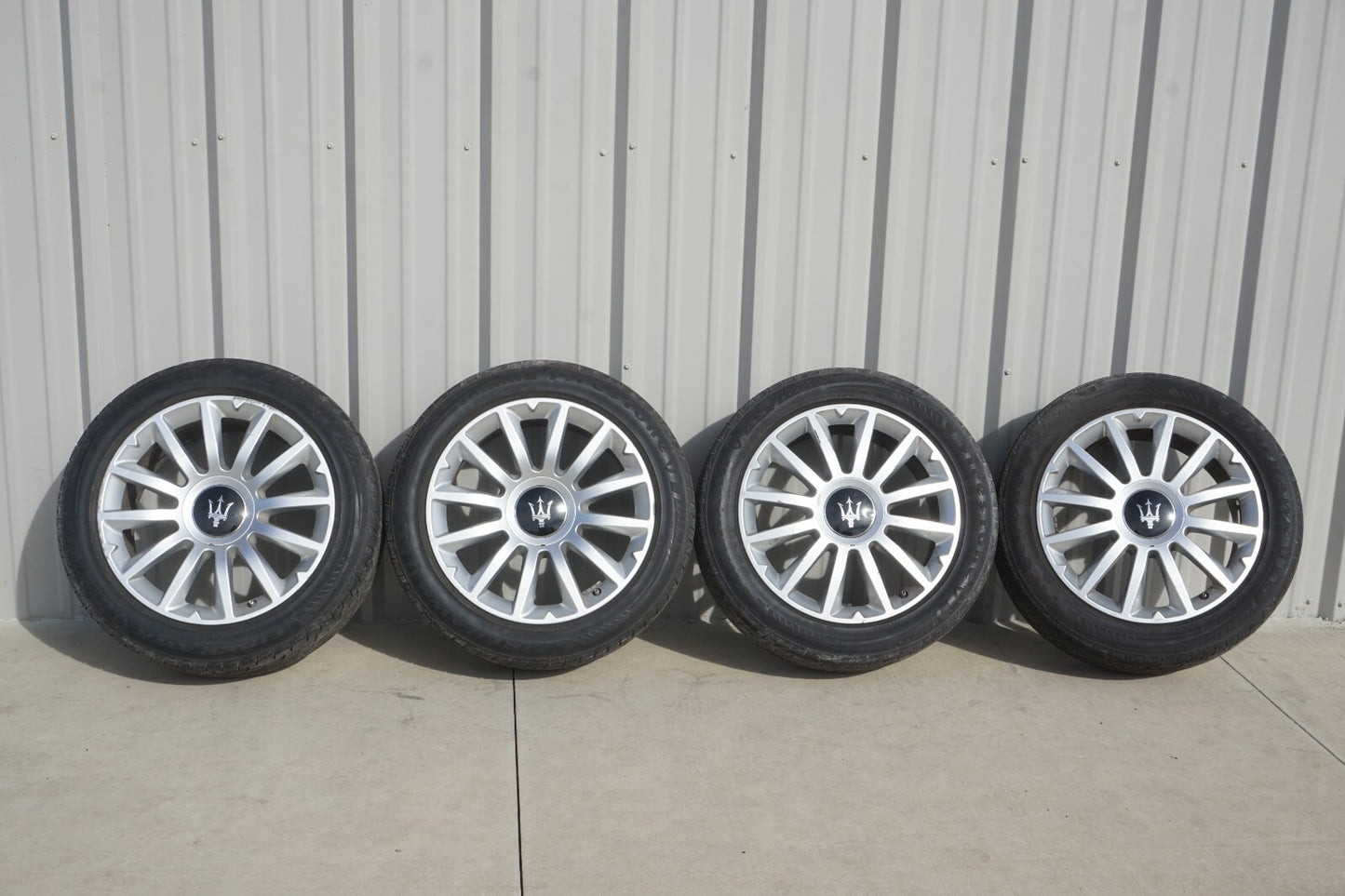 2014 - 2017 Maserati Ghibli Alloy Wheel Rim 8.5JX18 18" & Tire SET Of 4 OEM