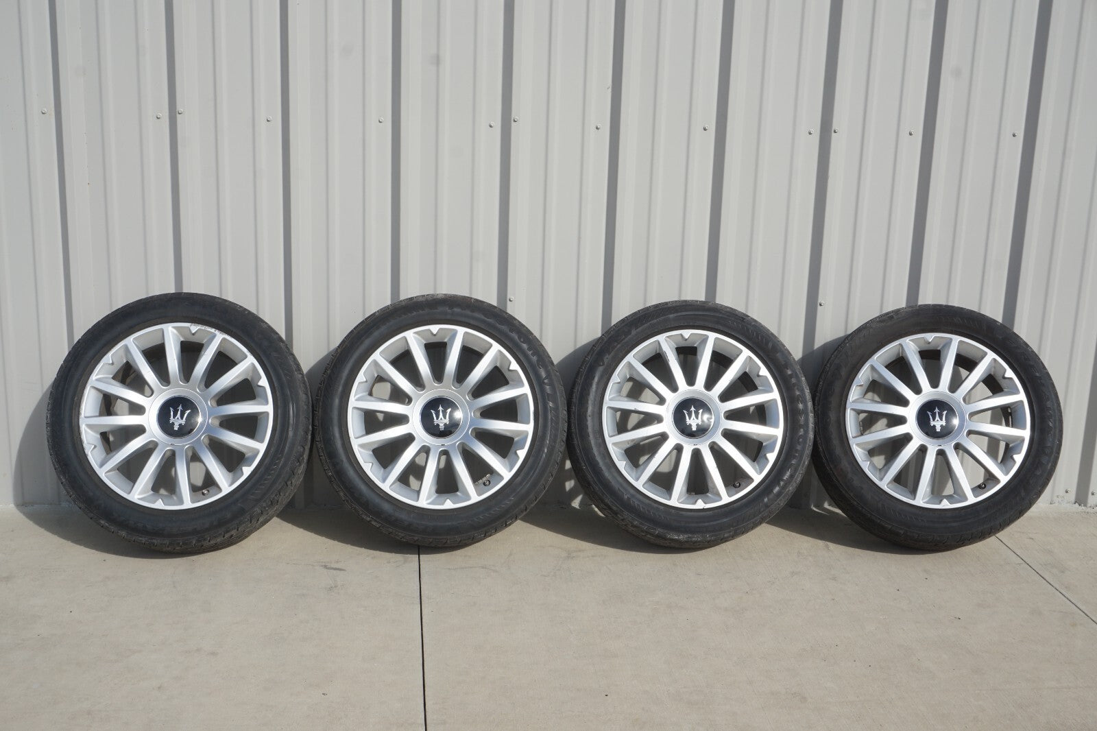 2014 - 2017 Maserati Ghibli Alloy Wheel Rim 8.5JX18 18" & Tire SET Of 4 OEM