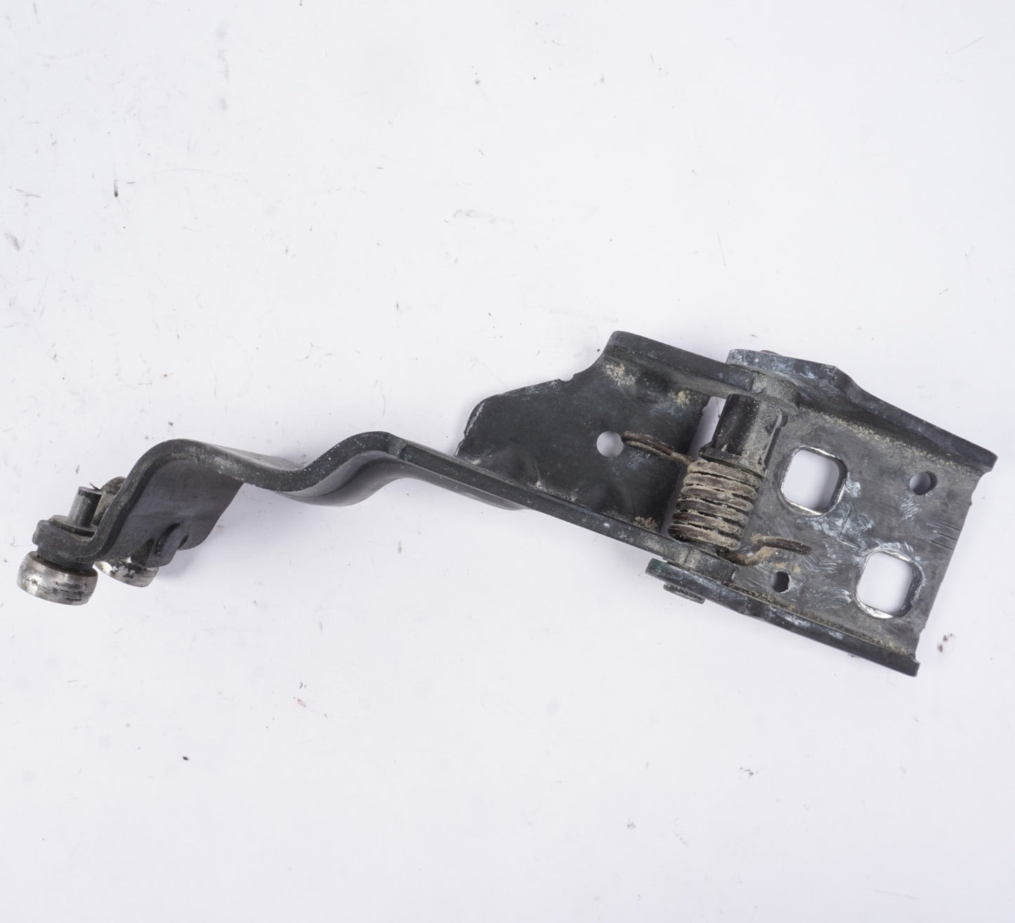 2018-2022 Honda Odyssey Rear Left Driver Side Slide Door Center Roller Hinge OEM