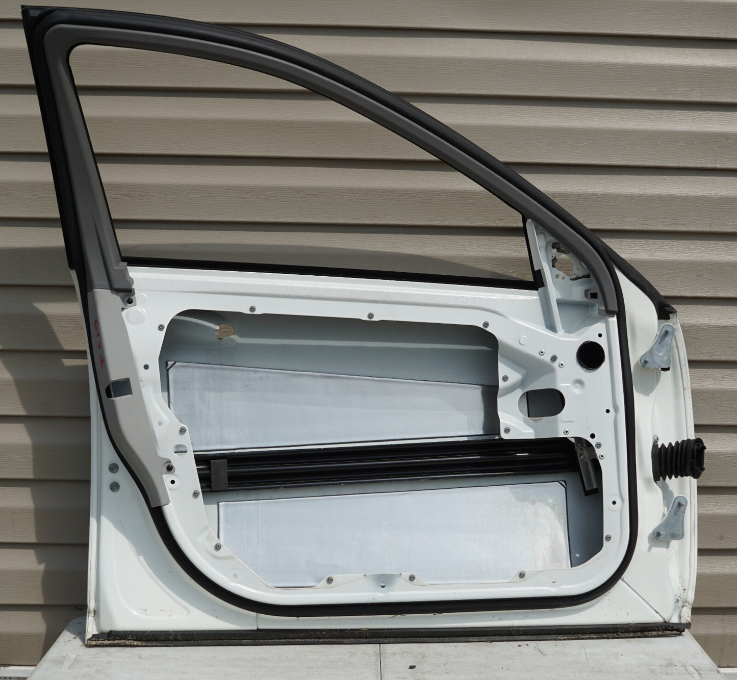 2007 - 2013 MERCEDES-BENZ S550 FRONT LEFT DRIVER SIDE DOOR SHELL OEM