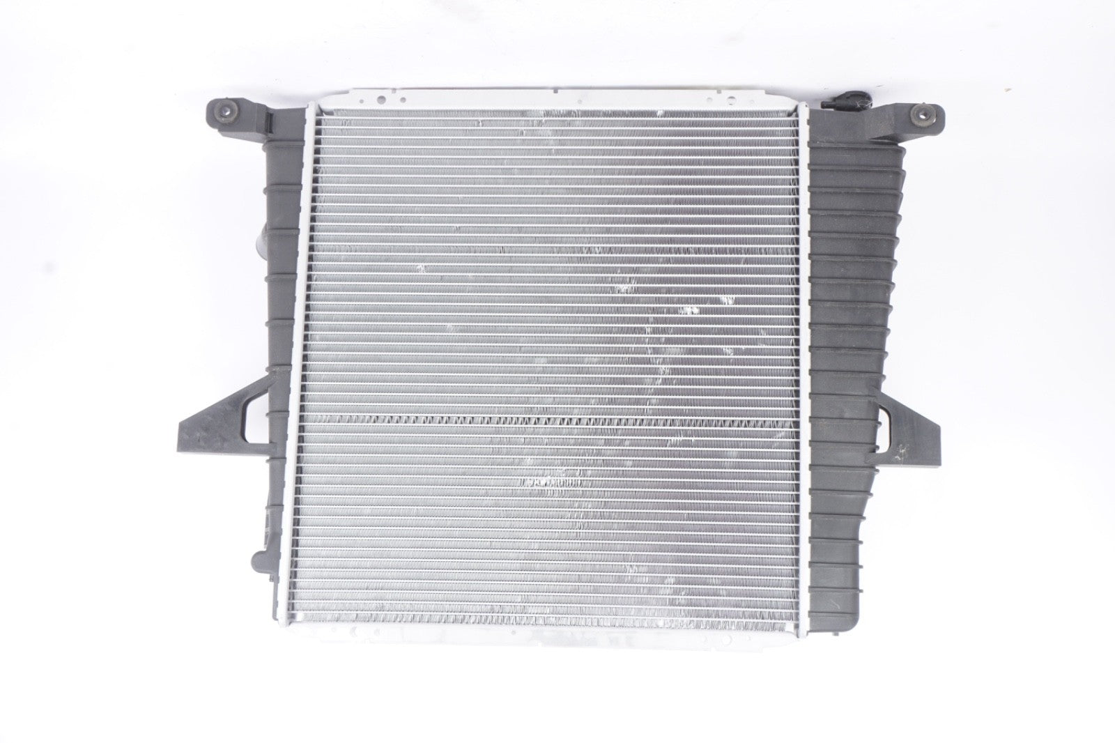 Radiator Direct Fit 1995-2000 Ford Explorer 4.0L - Manual Only