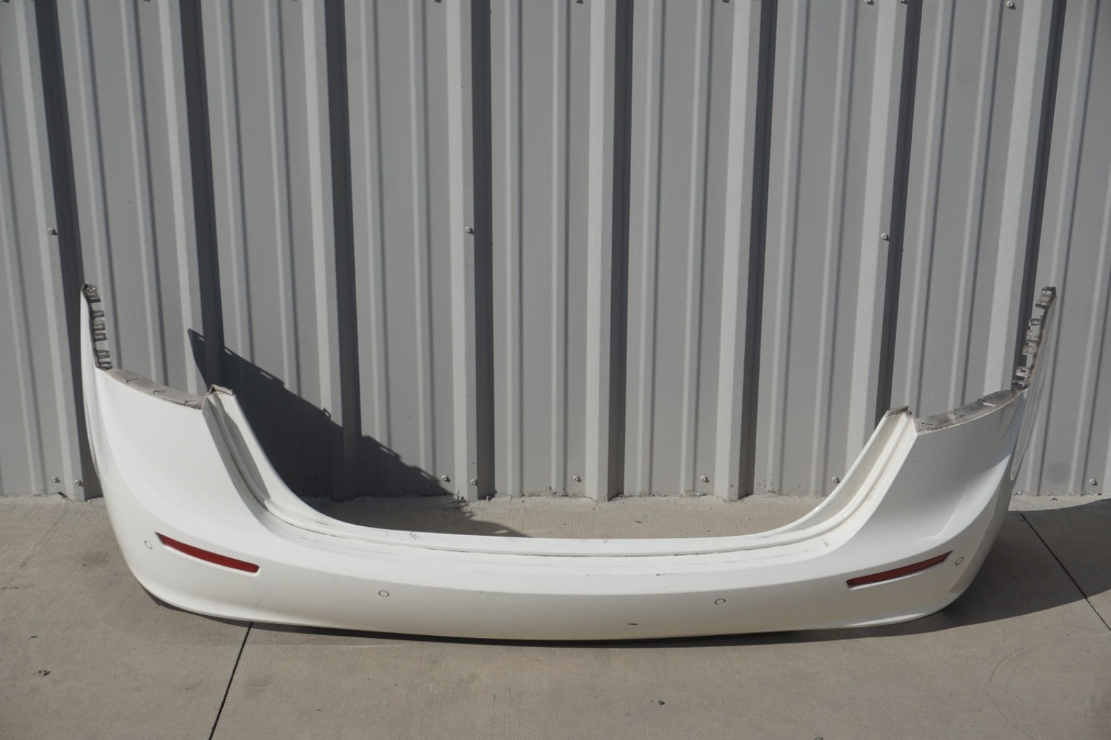 2014 - 2019 Maserati Ghibli M157 Rear Bumper Cover White OEM
