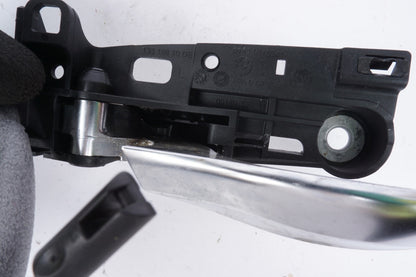 2010 - 2012 OEM BMW 750i XDRIVE FRONT RIGHT PASSENGER SIDE INTERIOR DOOR HANDLE