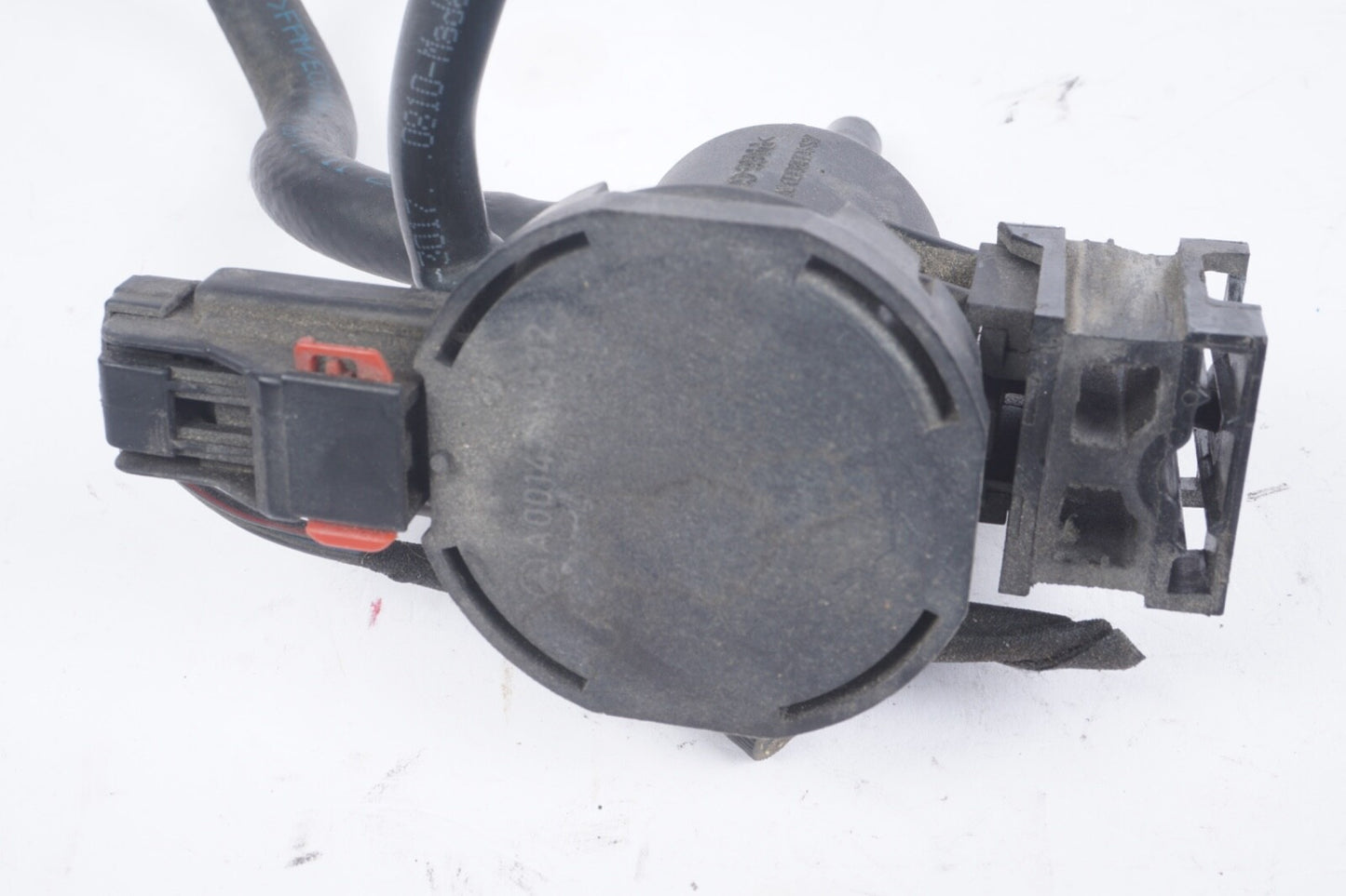 Mercedes W207 E350 Fuel System Purge Valve 0014760532 OEM