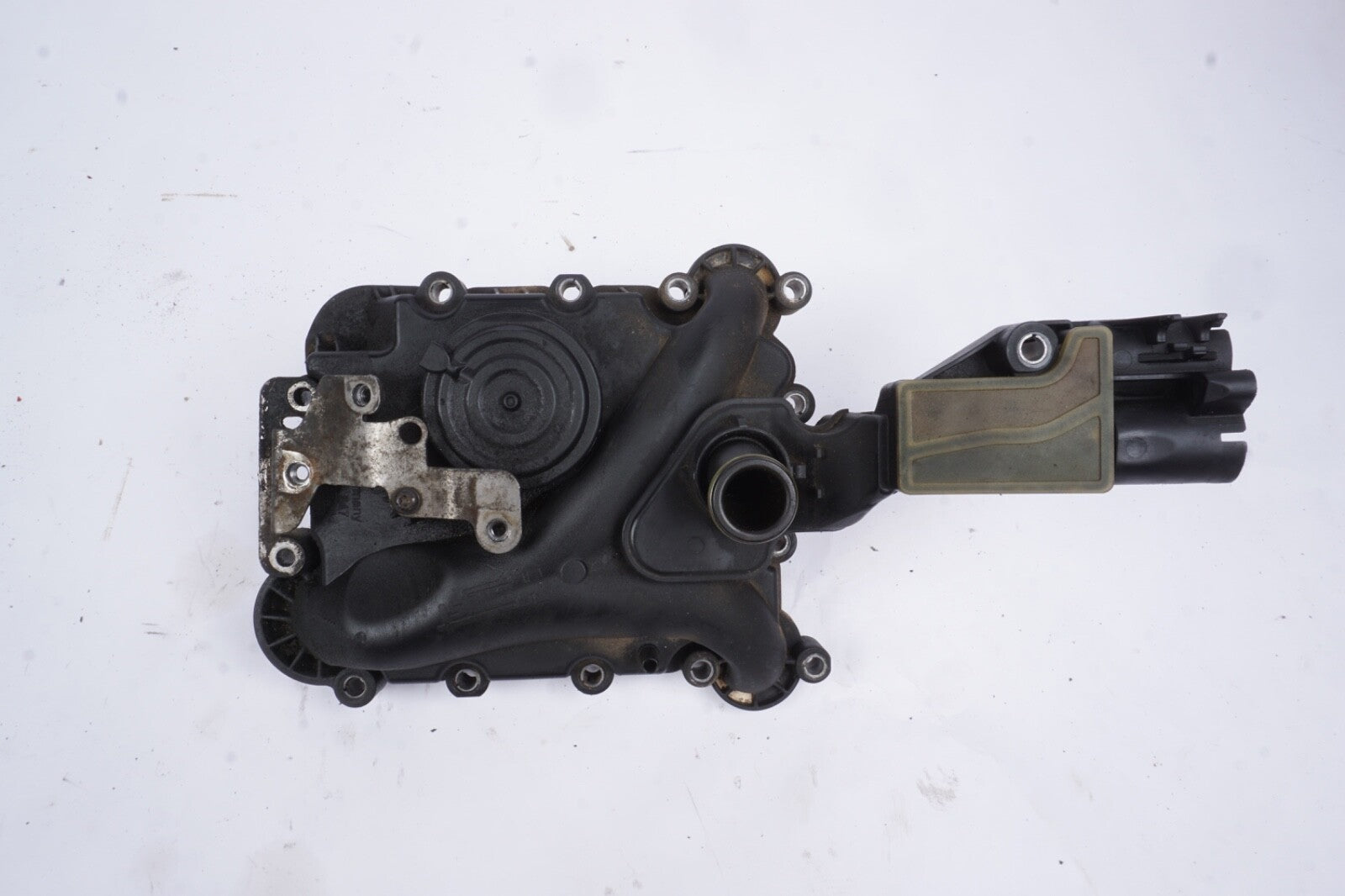 12-15 AUDI A6 A7 C7 3.0L ENGINE MOTOR OIL AIR SEPARATOR VALVE OEM
