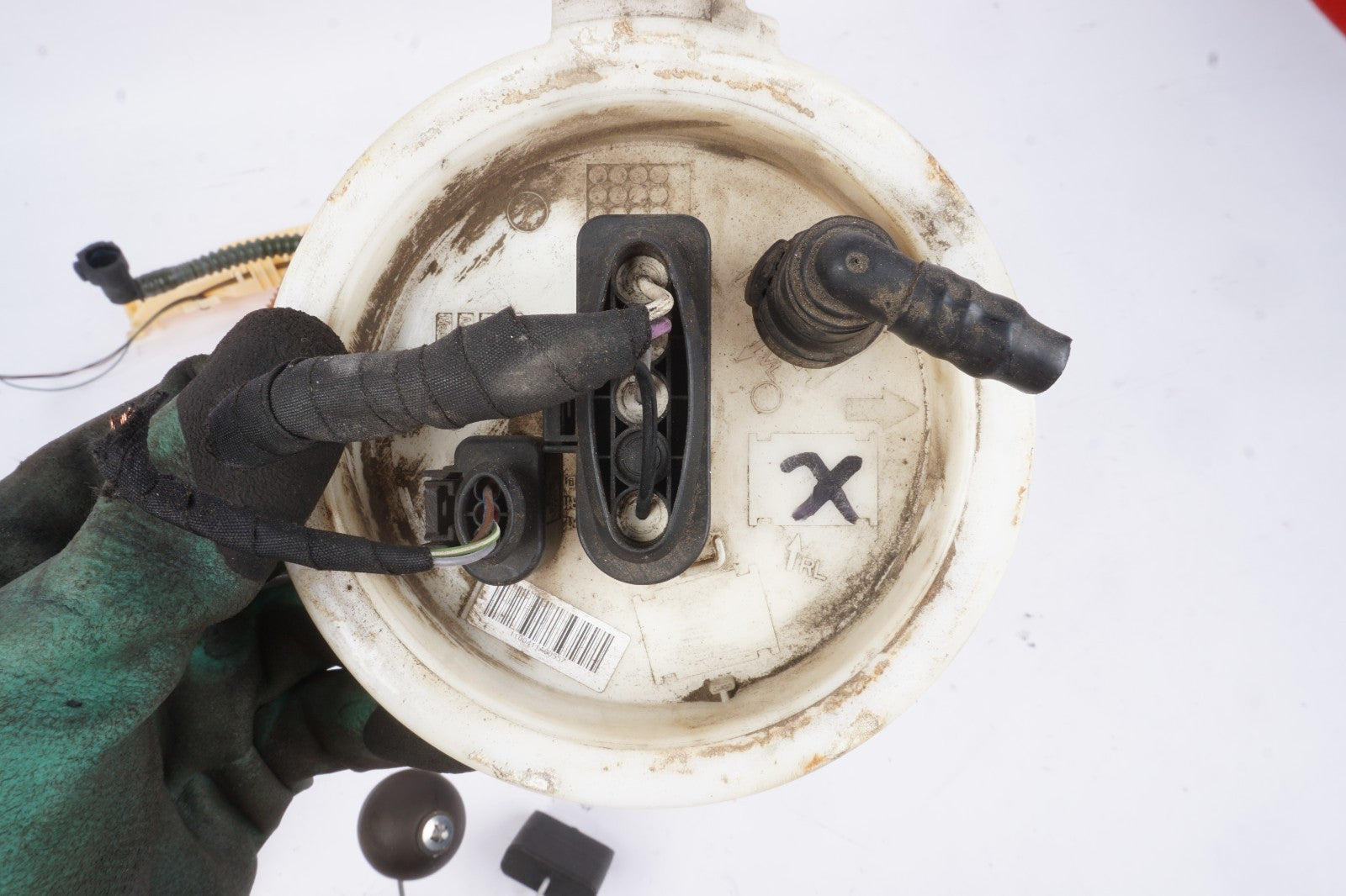 2011 - 2018 Audi A8 A8l S8 - Fuel Tank Electric Pump OEM