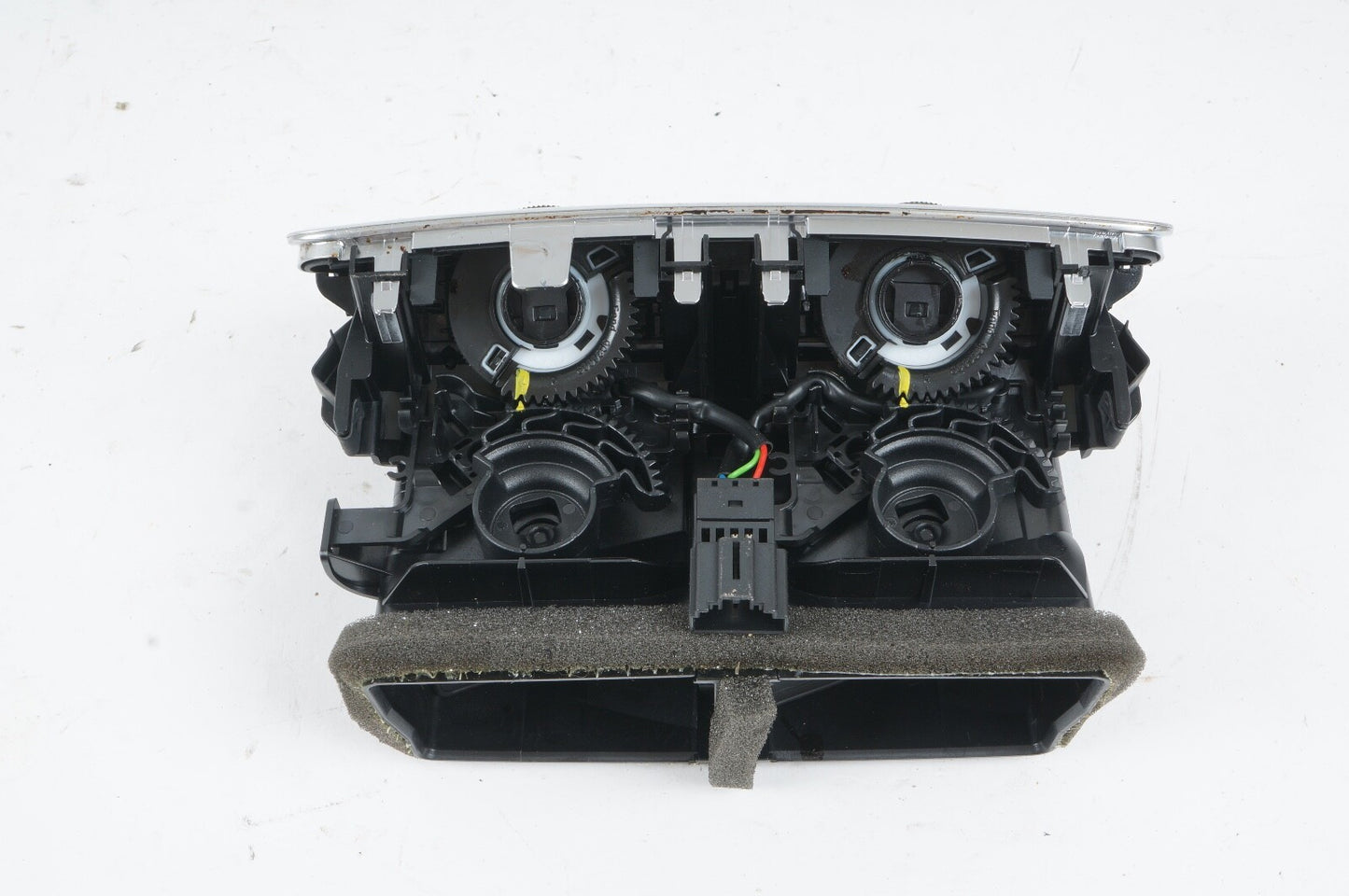 12-15 Audi A6 S6 A7 S7 Rear Center Console Air Vent 4G0819203 OEM