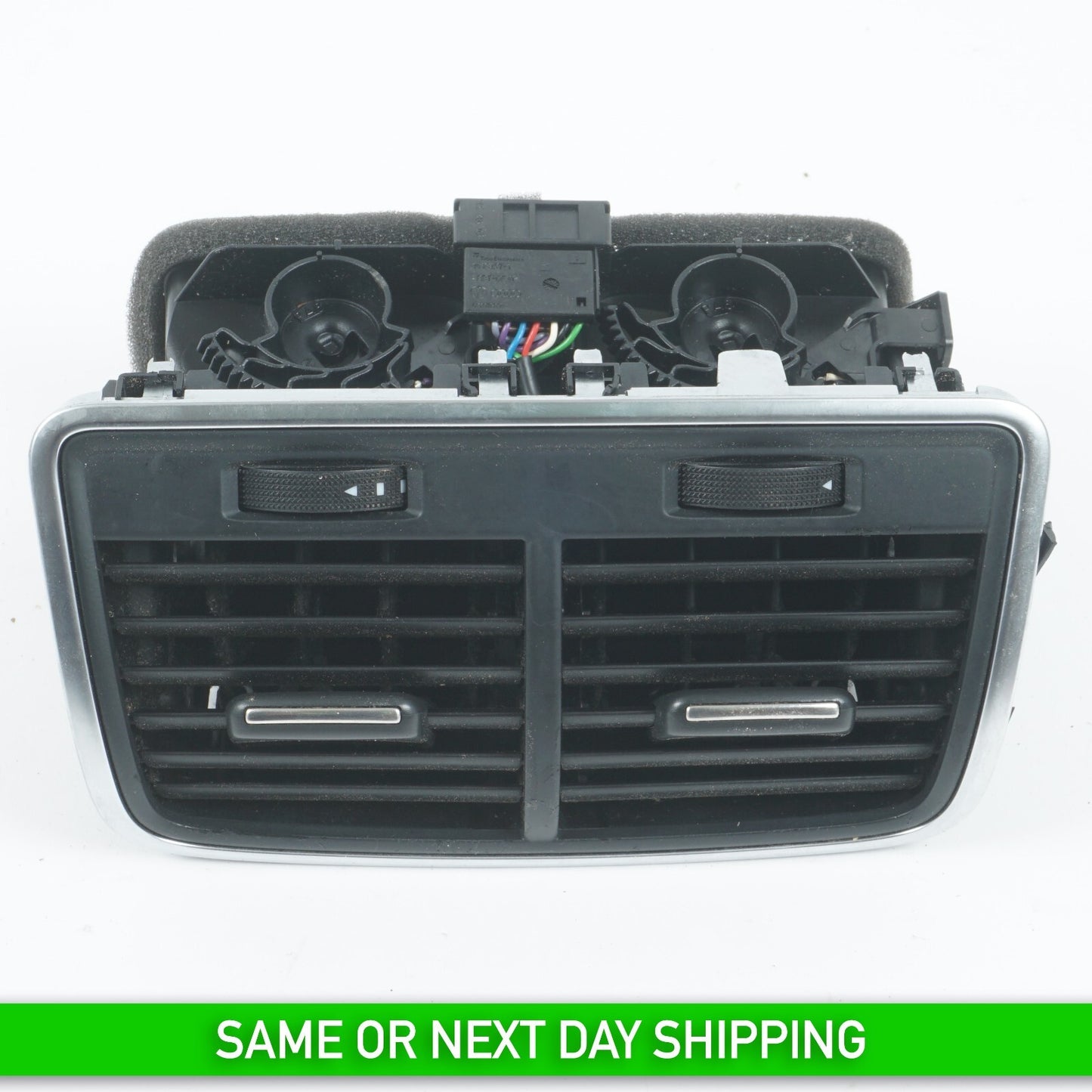 2012 - 2015 AUDI A7 REAR CONSOLE AC HEATER AIR VENT OEM